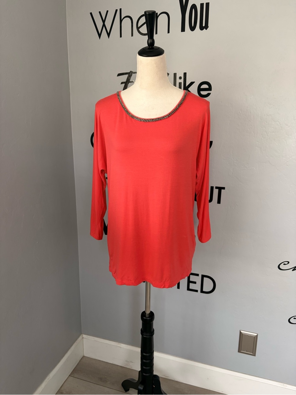 NWT  Apt. 9 Coral Beaded Scoop-Neck Long Sleeve Top Size L